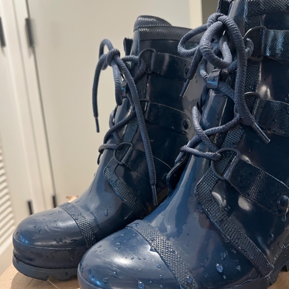 Sorel Joan of Arctic Wedge Boots Dark Blue Size 9.5 Waterproof Lace Wedge - Picture 2 of 10
